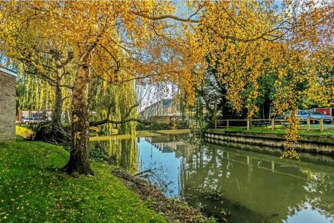 Riverside Apartment Oxford Dış mekan fotoğraf